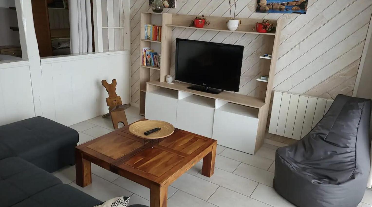 Appartement Vue Mer, Rdc, Plage De Trestrignel Perros-Guirec Esterno foto